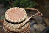 Round basket with lid